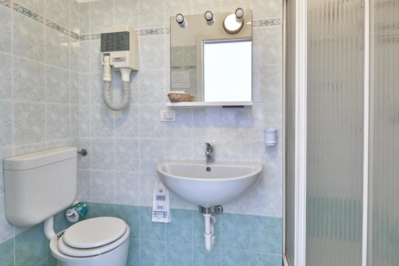 Albergo Natalina Finale Ligure Ngoại thất bức ảnh