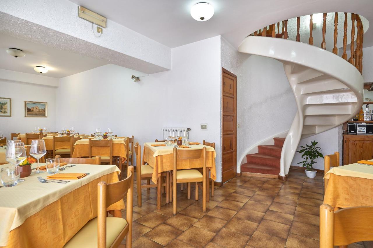 Albergo Natalina Finale Ligure Ngoại thất bức ảnh